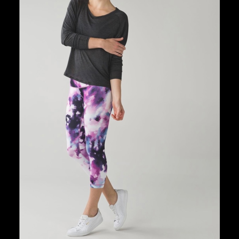 Lululemon Wunder Under Crop II ~ Soul Cycle ~ Blooming Pixie Multi